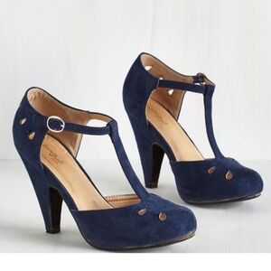 Modcloth the Zest Navy T-Strap Heels fabric covered size 7.5-8